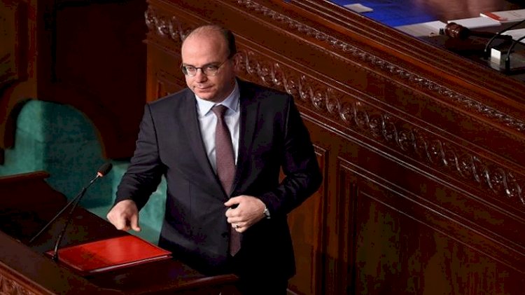 إيداع لائحة سحب الثقة من رئيس الحكومة بـ105 أصوات